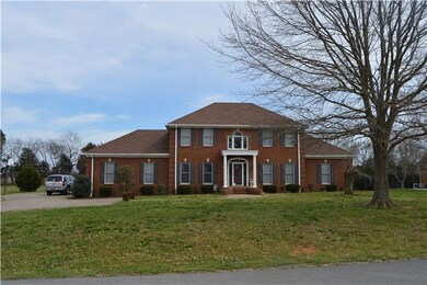 113 Peggy Ln, Shelbyville, TN 37160 - photo 2