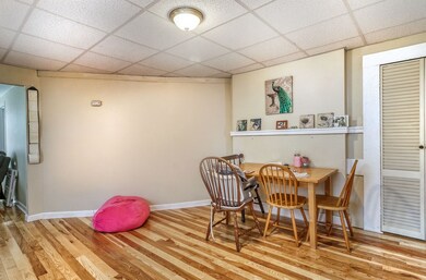 13 Saunders St, Salem, MA 01970 - photo 4