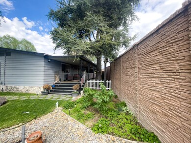 8301 Tieton #3-39