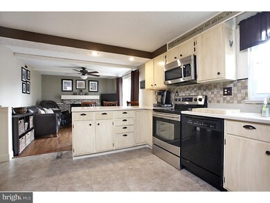 418 Musket Dr, Morrisville, PA 19067 - photo 7