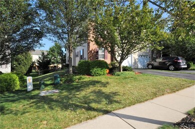 6868 Lincoln Dr, Macungie, PA 18062 - photo 2