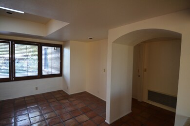 Serenidad - Dining Room
