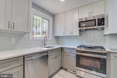 5321 Blaine St NE, Washington, DC 20019 - photo 4