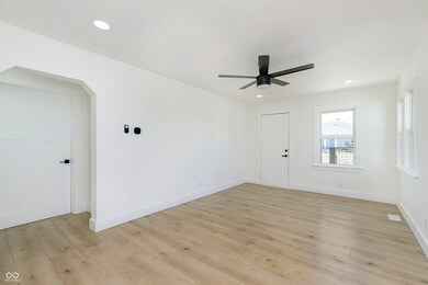 109 S 10th Ave, Beech Grove, IN 46107 - photo 5