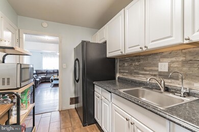 5207 60th Ave, Hyattsville, MD 20781 - photo 5