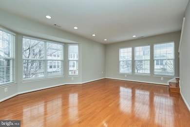 22960 Fontwell Square, Sterling, VA 20166 - photo 5