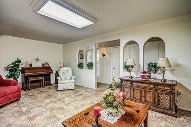 9915 W Clair Dr unit 6, Sun City, AZ 85351 - photo 6