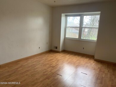 1222 baylis BR