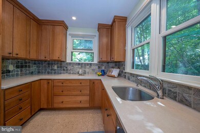 332 Kent Rd unit 206, Bala Cynwyd, PA 19004 - photo 3