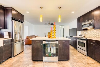 870 E Willis Rd, Chandler, AZ 85286 - photo 7