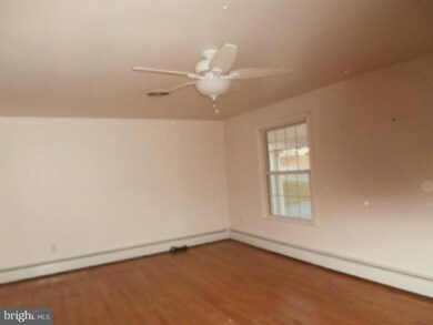 5908 Grace Lee Ave, Sykesville, MD 21784 - photo 4