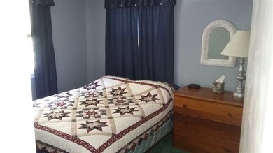 9 Lappin Ln unit 1, Lincoln, NH 03251 - photo 3