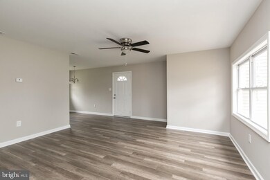 45 Snowflower Ln, Willingboro, NJ 08046 - photo 4