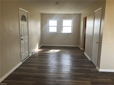 2004 24th St NE, Canton, OH 44705 - photo 7