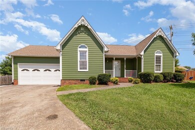 2601 Bingham Ct, High Point, NC 27265 - photo 2