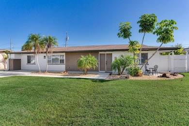 5028 42nd St S, Saint Petersburg, FL 33711 - photo 3