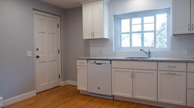 121 Emerson Gardens unit 121, Lexington, MA 02420 - photo 6