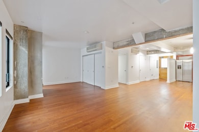 El Dorado Lofts unit 210, Los Angeles, CA 90013 - photo 2