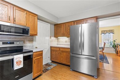 9242 Fair Hill Ct, Mechanicsville, VA 23116 - photo 7