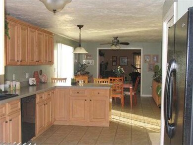 34 Roland Way, Milford, MA 01757 - photo 2