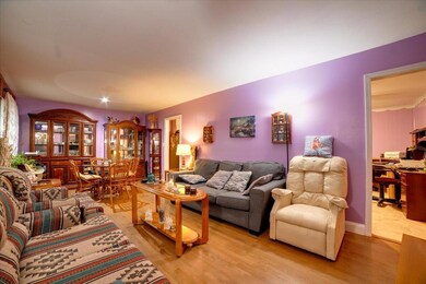 11-4041 Braddock St (11 of 34)