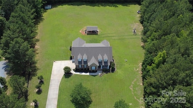 2018 Whiskery Ct, York, SC 29745 - photo 2