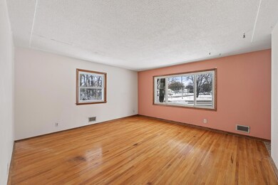 7990 E River Rd, Minneapolis, MN 55432 - photo 6