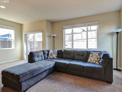 15635 SE Kingbird Dr, Clackamas, OR 97015 - photo 5