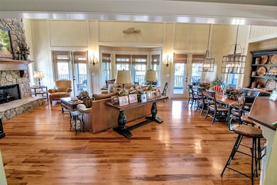 272 Eagle Point Dr, Austin, KY 42123 - photo 4