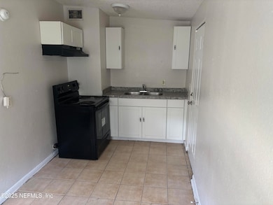 4225 Homer Rd N, Jacksonville, FL 32209 - photo 7