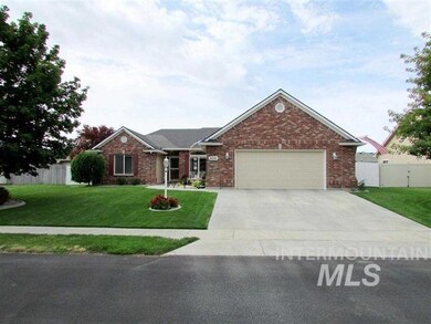 925 Muirfield Ln, Nampa, ID 83686 - photo 3