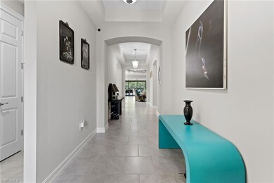 Wide Foyer Entry