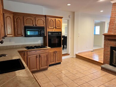 unlisted-address, Cold Spring Harbor, NY 11724 - photo 6