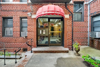 1976 Lafontaine Ave unit 4D, Bronx, NY 10457 - photo 6