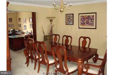 4157 Daylily Dr, Owings Mills, MD 21117 - photo 4