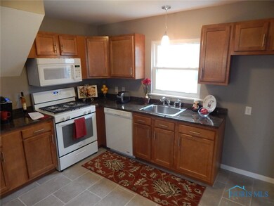 2533 110th St, Toledo, OH 43611 - photo 3