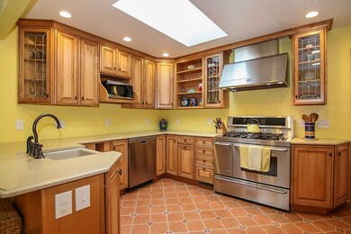 2321 Gold Dr, Fitchburg, WI 53711 - photo 5