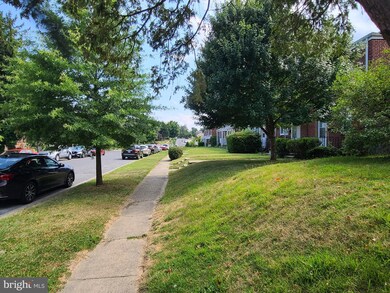 8534 Willow Oak Rd, Parkville, MD 21234 - photo 3