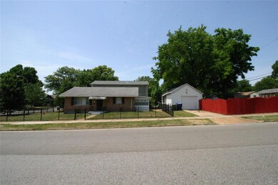 5401 Sutherland Ave, Saint Louis, MO 63109 - photo 2