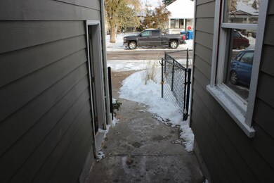 Sidewalk to house