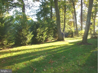 1821 Dunwoody Rd, Parkville, MD 21234 - photo 2