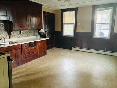 18 Estes St, Woonsocket, RI 02895 - photo 4