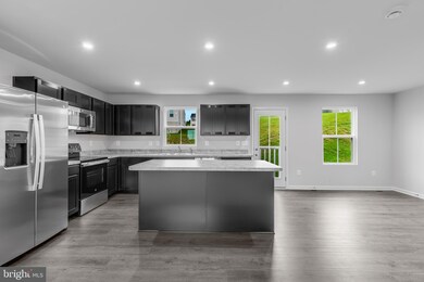 123 Peridot Dr, Chambersburg, PA 17202 - photo 5