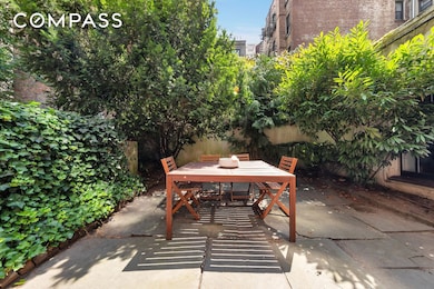 206 E 30th St, New York, NY 10016 - photo 6