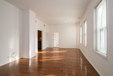 1909 N Orchard St unit B, Chicago, IL 60614 - photo 2