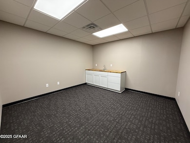 2820 19th Ave S, Grand Forks, ND 58201 - photo 7