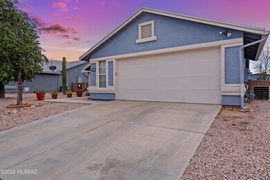 0 Front yard Sunset Sky-1