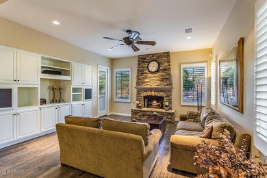 9184 E Mountain Spring Rd-15
