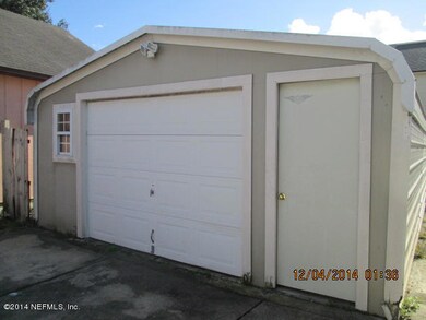 8798 Townsquare Ct, Jacksonville, FL 32216 - photo 2