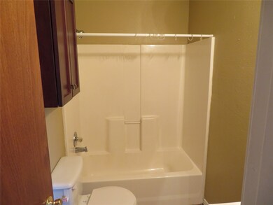 7207A Meadowgreen Ln unit A, Needville, TX 77461 - photo 7